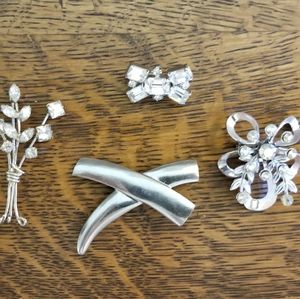 Vintage Rhinestone Brooch Pins 1 silver Tone